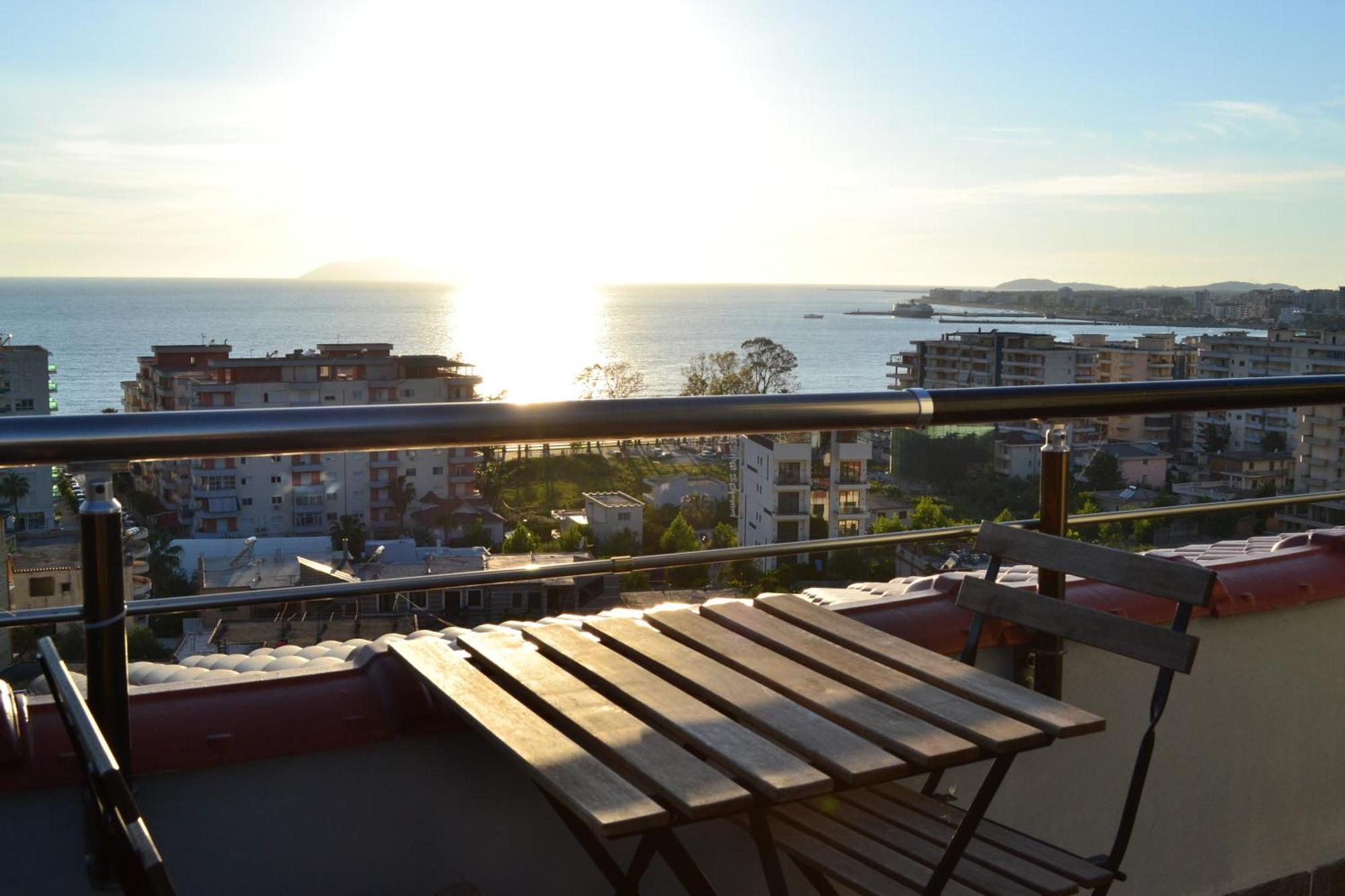 VlorëSeaview Penthouse Terrace & Garage公寓 外观 照片