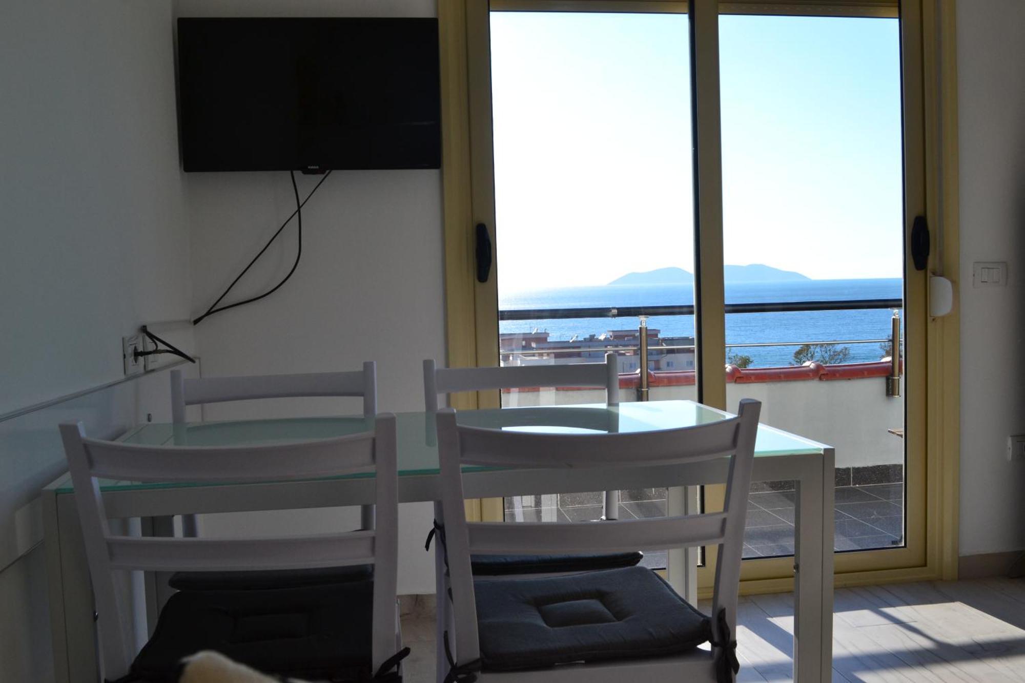 VlorëSeaview Penthouse Terrace & Garage公寓 外观 照片