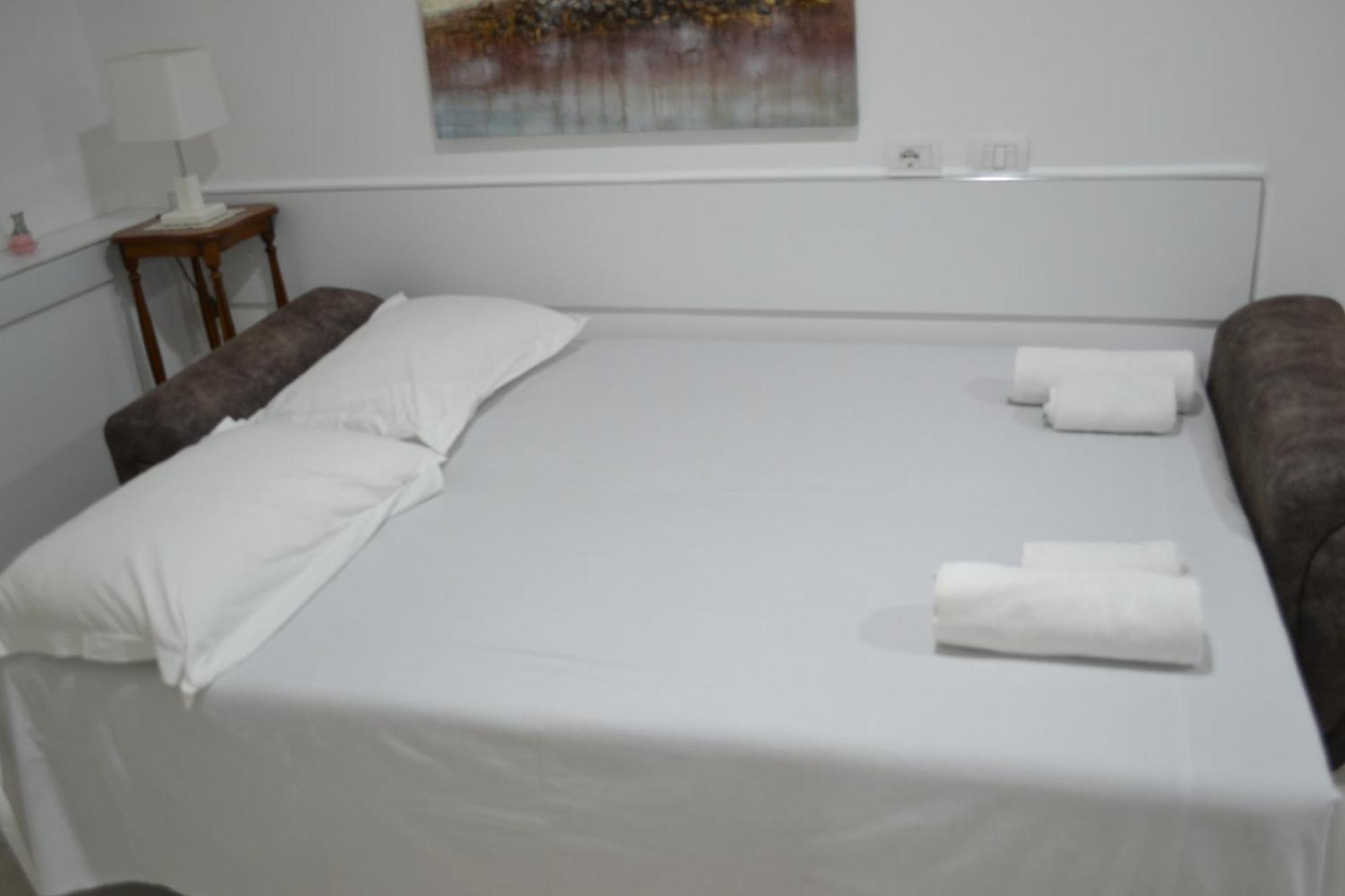 VlorëSeaview Penthouse Terrace & Garage公寓 外观 照片
