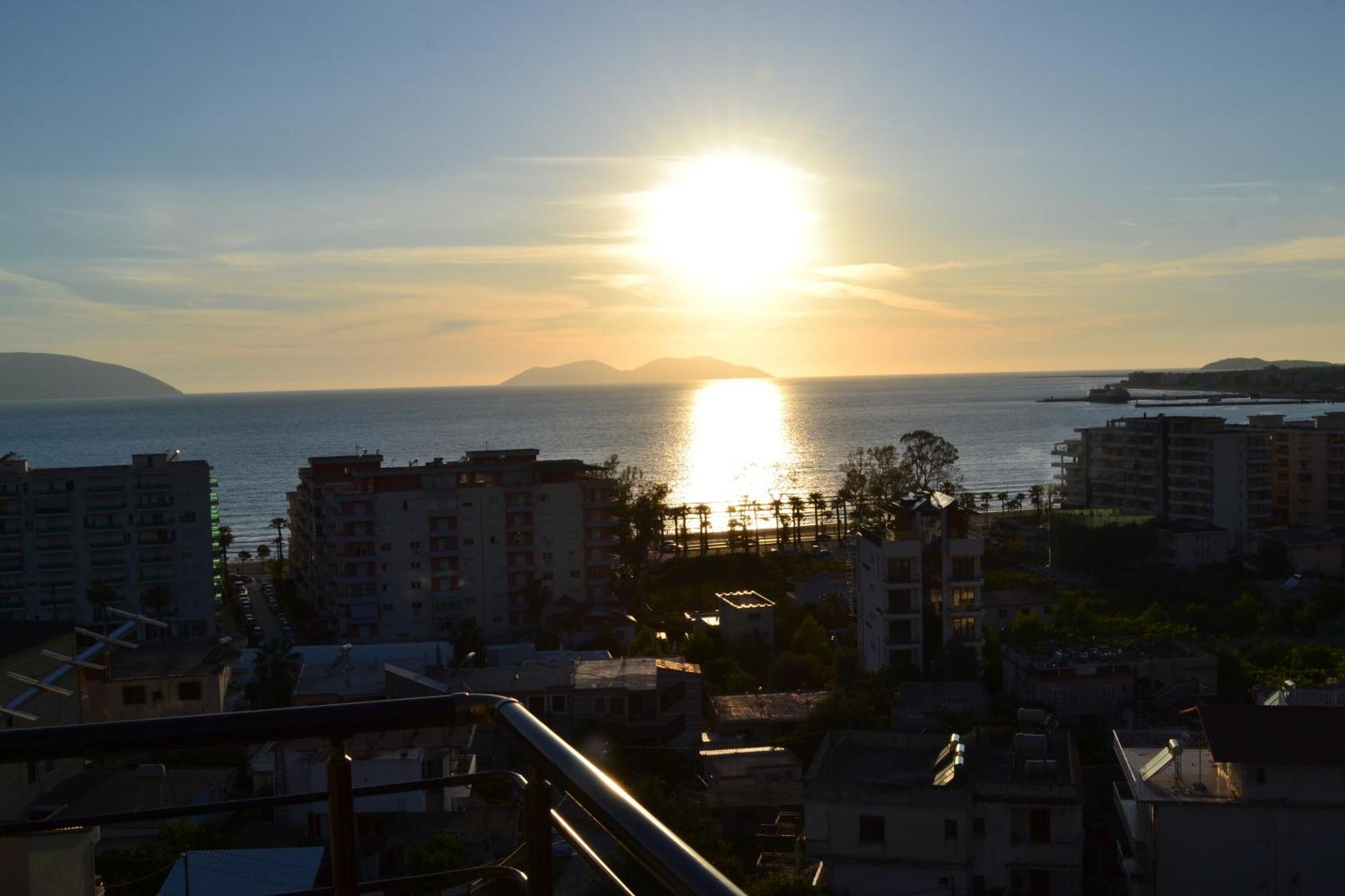 VlorëSeaview Penthouse Terrace & Garage公寓 外观 照片